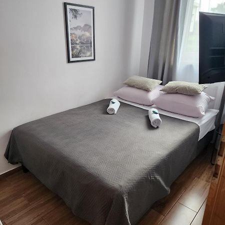 Pokoje U Julii 2 Bedroom Premium Apartment Rzeszów Exterior foto